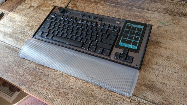 Unlocking the Turtle Beach Command Series KB7 TKL: Your Ultimate Guide
