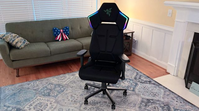 Unlock Your Gaming Potential with the Razer Soma Chroma Chair
